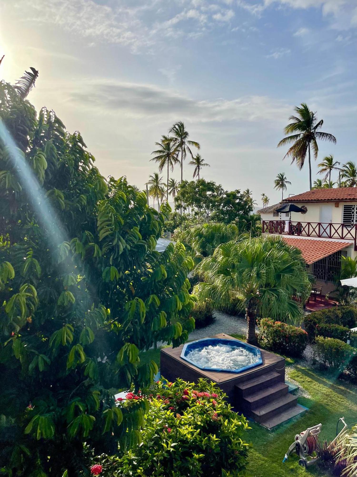 21 Palms Hotel Las Galeras Exterior photo